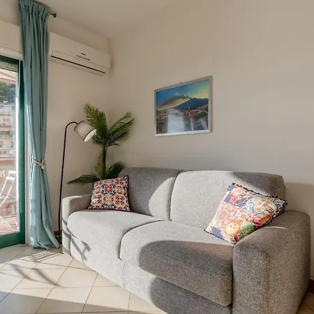 Guesthost - Santantonio House With Balcony Appartamento *